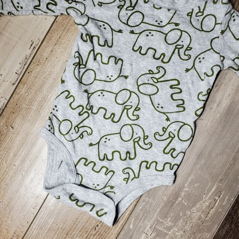 Garanimals, Jumping Beans & Carter's Toddler Boys Casual Top Bundle Size 18m EUC
